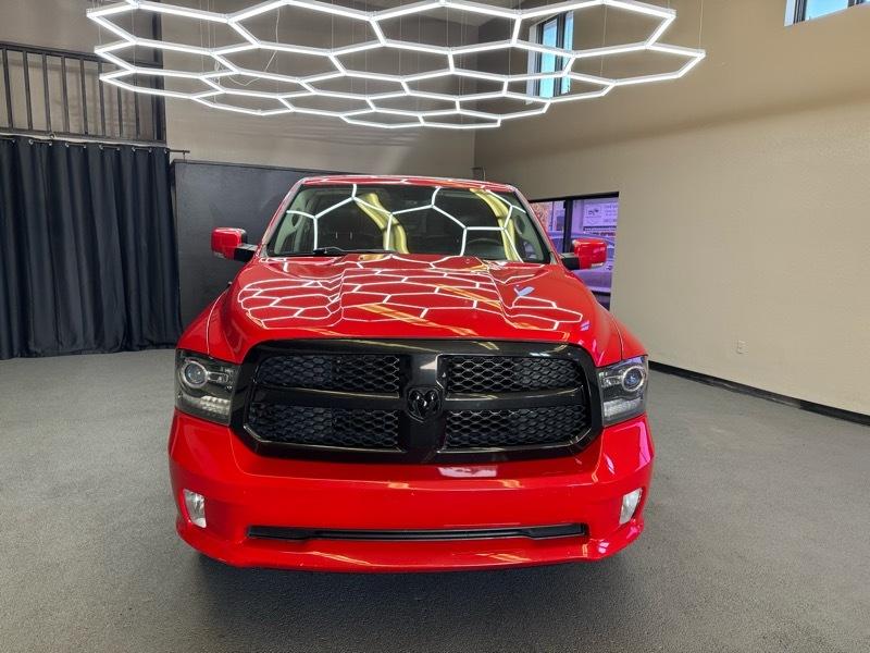 RAM 1500 Night 4x4 Quad Cab 6'4" Box 2018