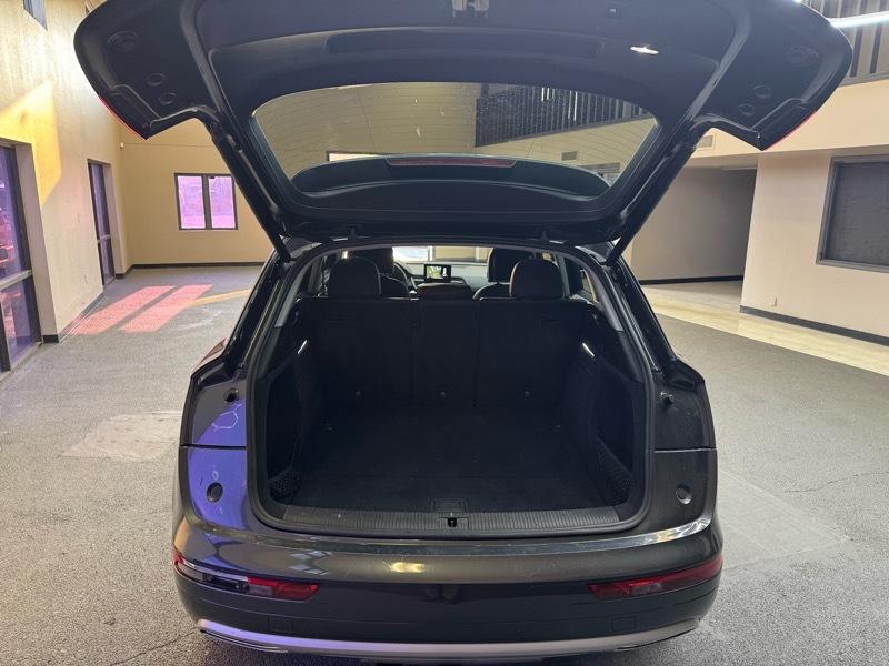 Audi Q5 2.0T Premium quattro 2019