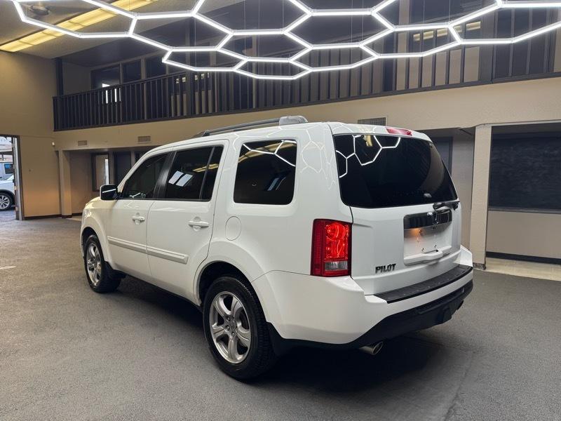 Honda Pilot EX-L 2WD 5-Spd AT with Navigation 2012