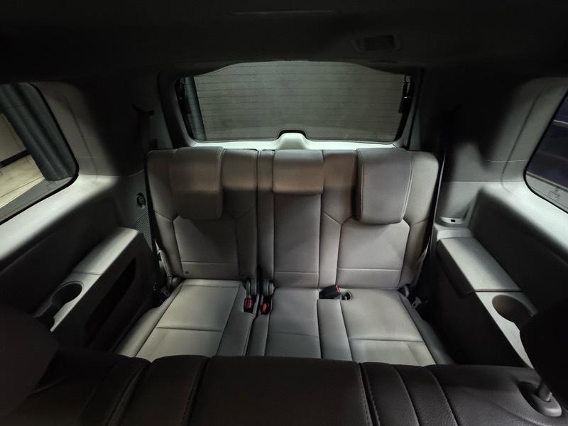 Honda Pilot EX-L 2WD 5-Spd AT with Navigation 2012