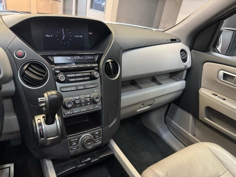 Honda Pilot EX-L 2WD 5-Spd AT with Navigation 2012