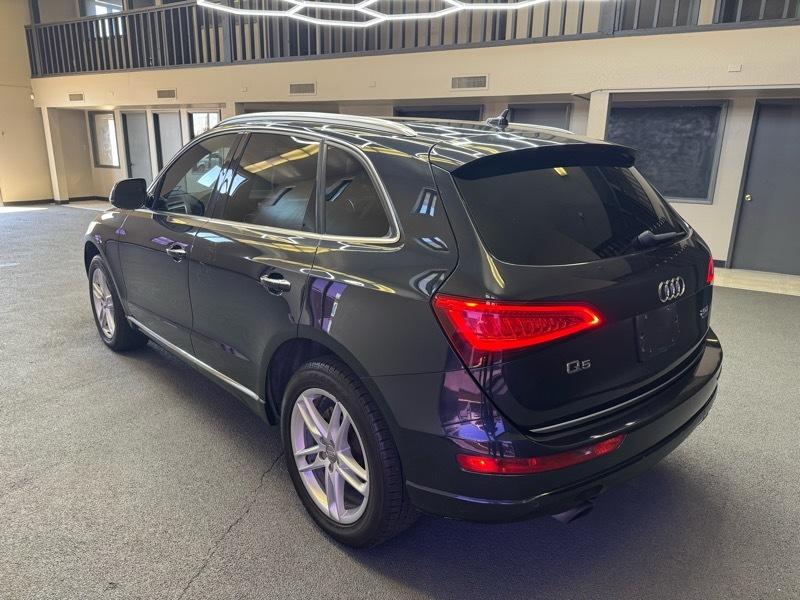 Audi Q5 2.0T Premium quattro 2017