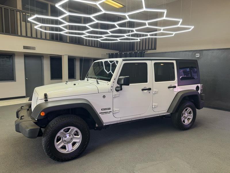 Jeep Wrangler Unlimited Sport 4WD 2017