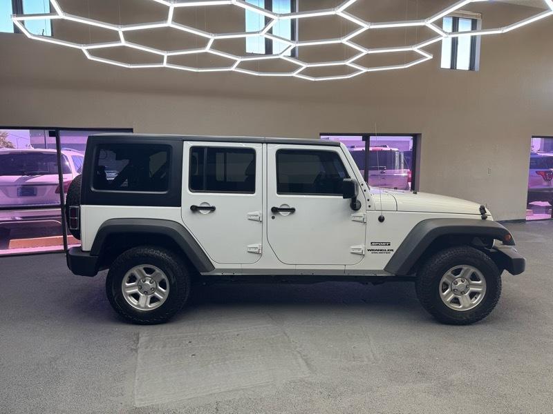 Jeep Wrangler Unlimited Sport 4WD 2017