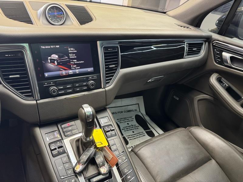Porsche Macan AWD 4dr Turbo 2018