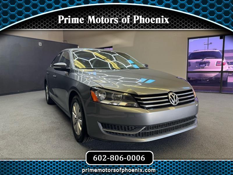 Volkswagen Passat 2.5L S W/Appearance 2013