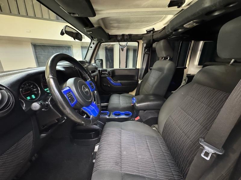 Jeep Wrangler Unlimited Sport 4WD 2011