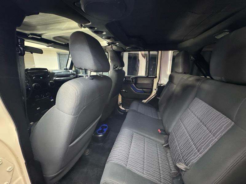 Jeep Wrangler Unlimited Sport 4WD 2011