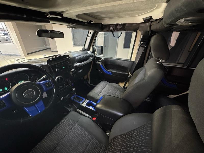 Jeep Wrangler Unlimited Sport 4WD 2011