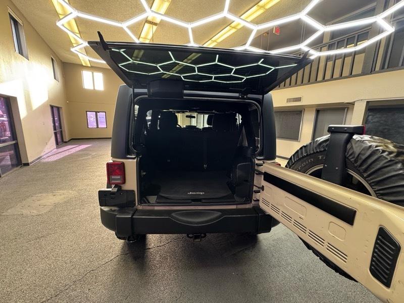 Jeep Wrangler Unlimited Sport 4WD 2011