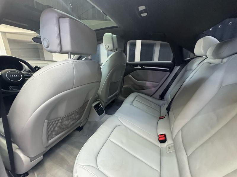 Audi A3 1.8T Premium FWD S tronic 2015