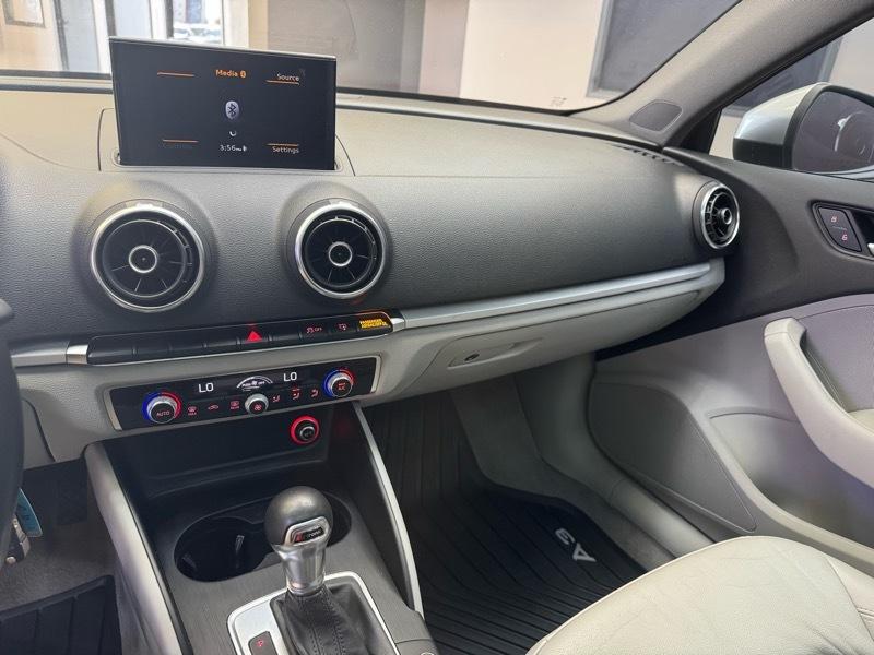 Audi A3 1.8T Premium FWD S tronic 2015
