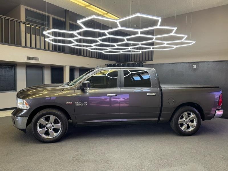 RAM 1500 Big Horn Crew Cab 2WD SWB 2017