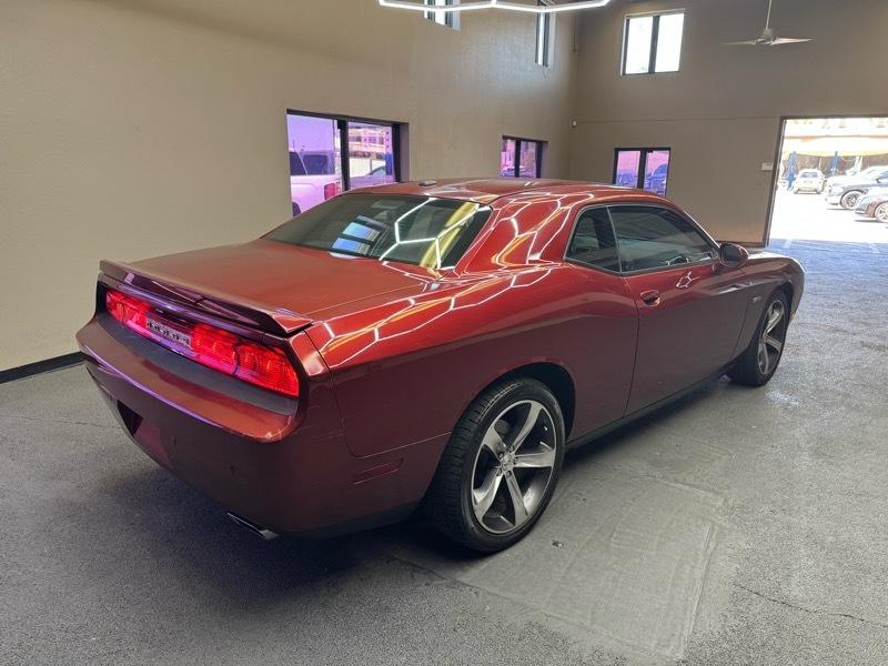 Dodge Challenger  2014