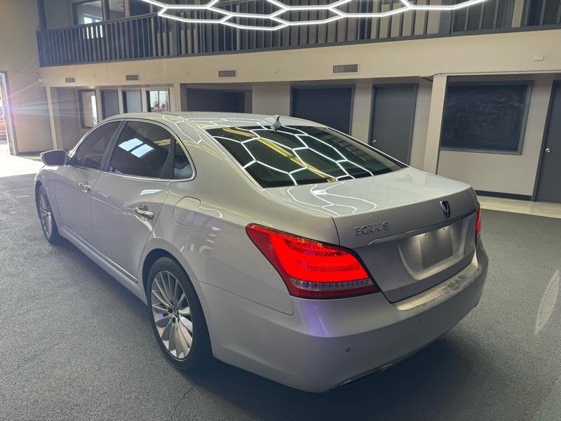 Hyundai Equus Signature 2015