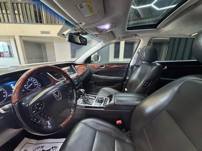 Hyundai Equus Signature 2015