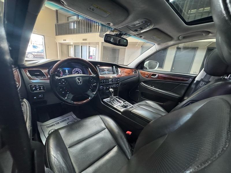 Hyundai Equus Signature 2015