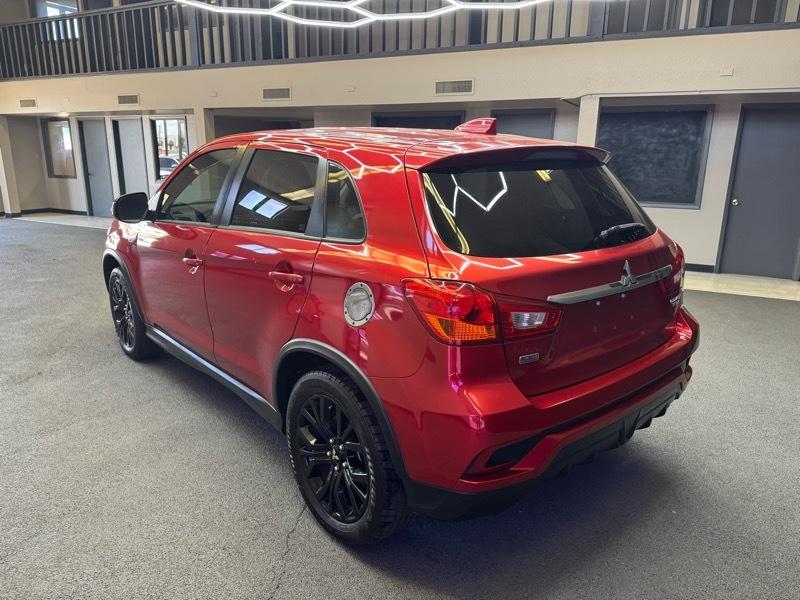 Mitsubishi Outlander Sport  2019