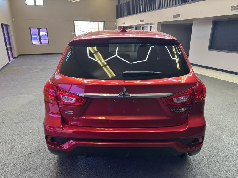 Mitsubishi Outlander Sport  2019