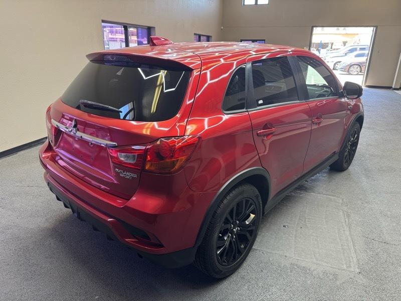 Mitsubishi Outlander Sport  2019
