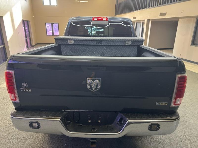 RAM 1500 SLT Quad Cab 2WD 2016