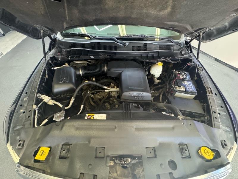 RAM 1500 SLT Quad Cab 2WD 2016