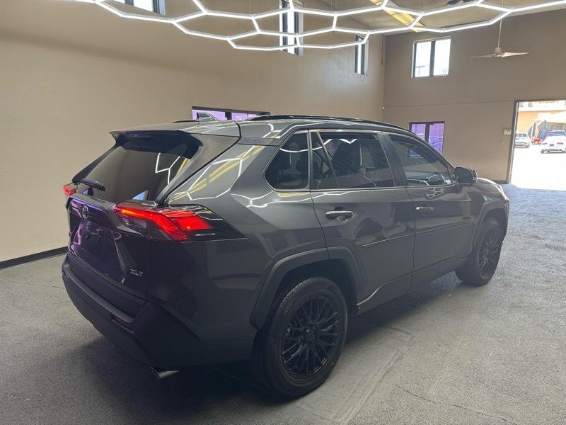 Toyota RAV4 XLE 2020