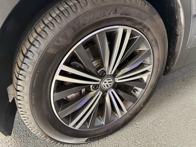 Volkswagen Tiguan SEL 2019