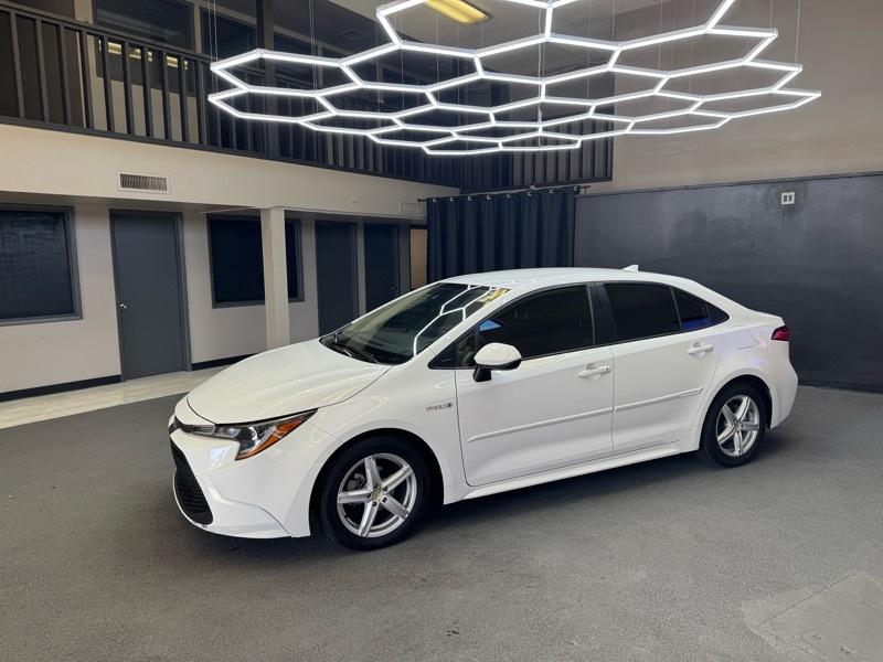 Toyota Corolla LE Hybrid 2020
