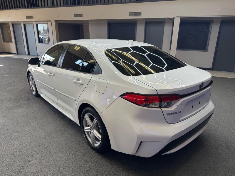Toyota Corolla LE Hybrid 2020