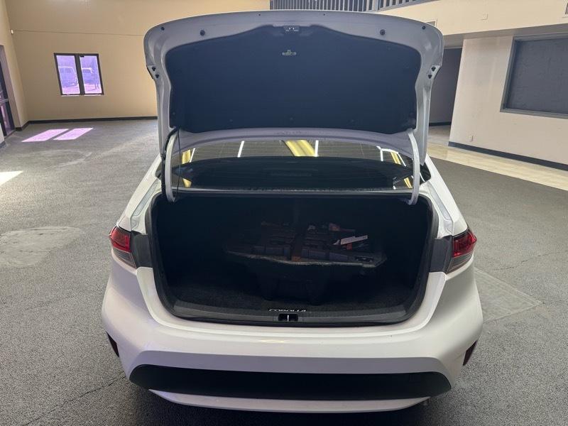 Toyota Corolla LE Hybrid 2020