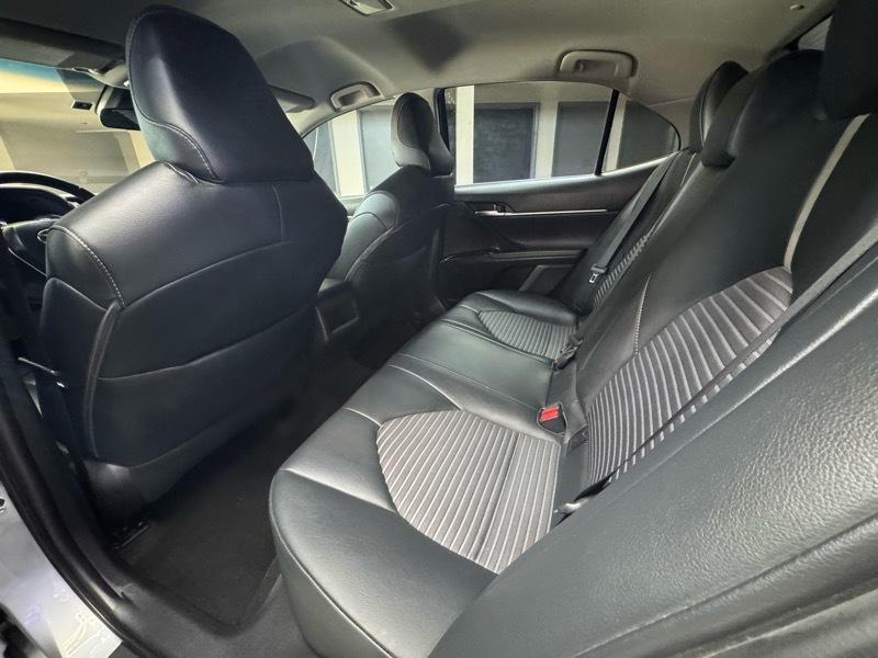 Toyota Camry SE 2018