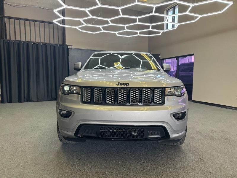 Jeep Grand Cherokee Laredo X 2WD 2021