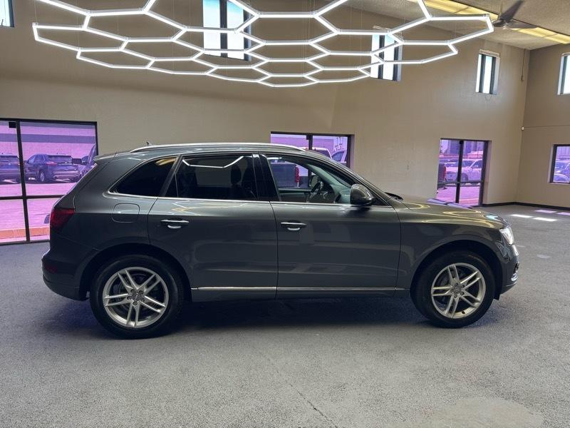 Audi Q5 2.0T Premium quattro 2017