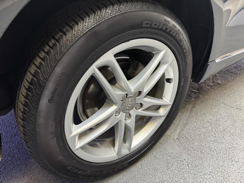 Audi Q5 2.0T Premium quattro 2017