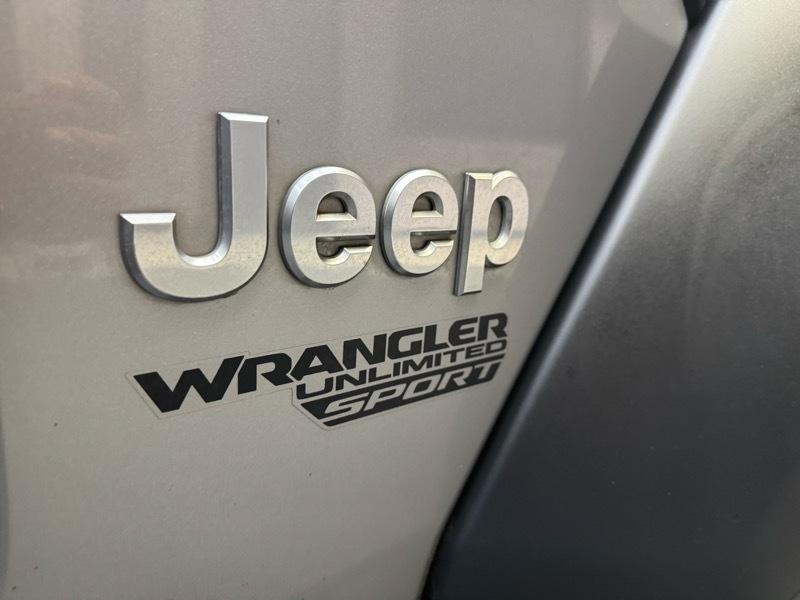 Jeep Wrangler Unlimited Sport 2019