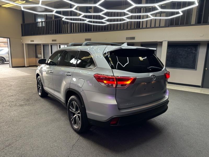 Toyota Highlander LE Plus AWD V6 2019