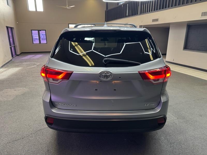 Toyota Highlander LE Plus AWD V6 2019