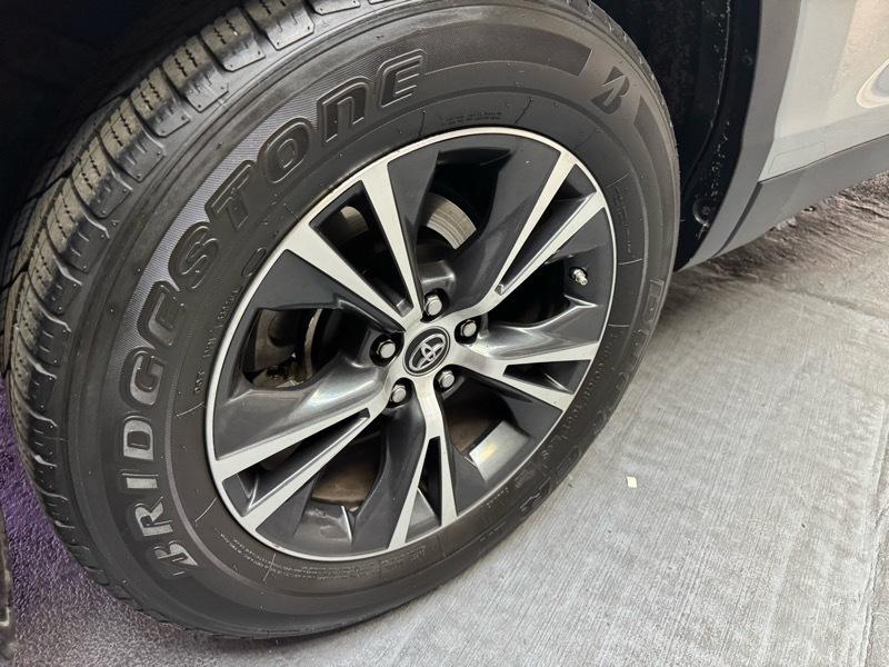 Toyota Highlander LE Plus AWD V6 2019