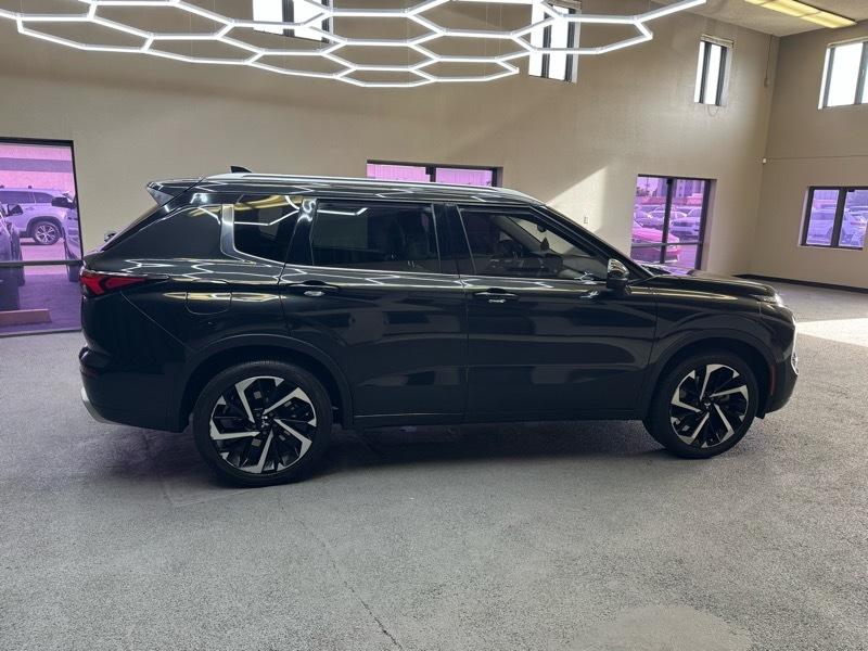 Mitsubishi Outlander SEL 2WD 2022
