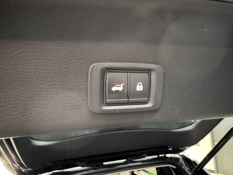 Mitsubishi Outlander SEL 2WD 2022