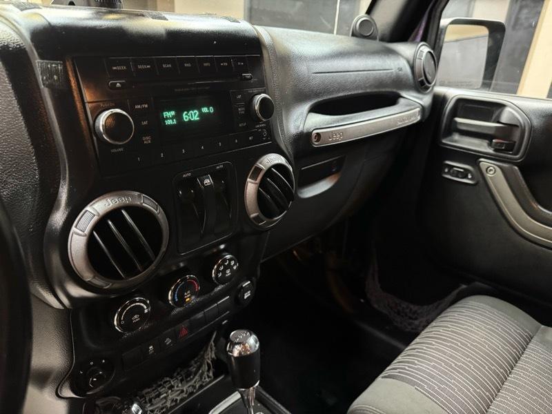 Jeep Wrangler Sport 4WD 2012