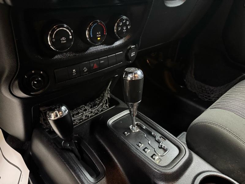 Jeep Wrangler Sport 4WD 2012