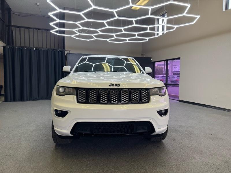 Jeep Grand Cherokee  2017
