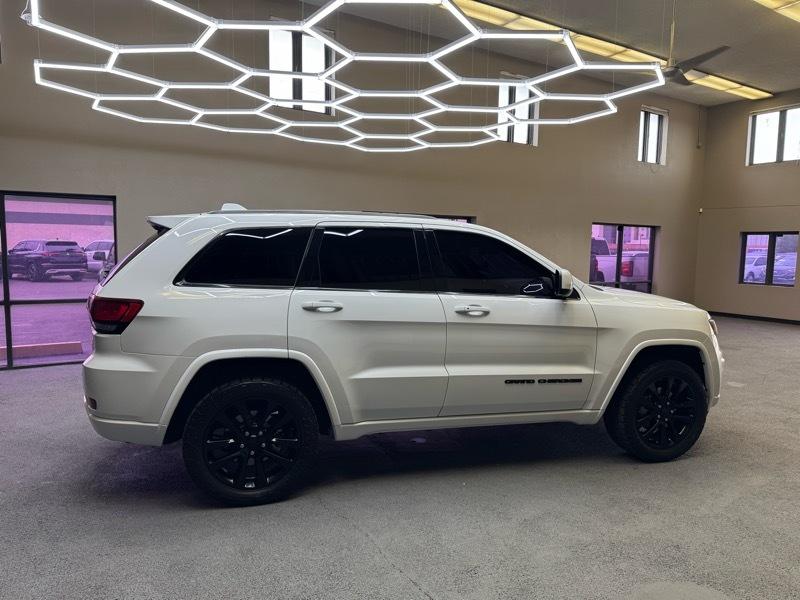 Jeep Grand Cherokee  2017