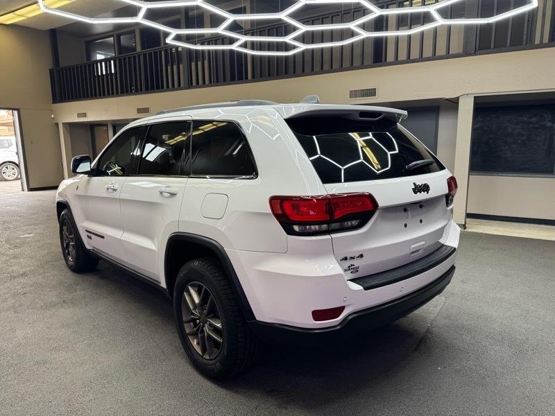 Jeep Grand Cherokee  2017