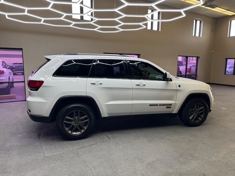 Jeep Grand Cherokee  2017