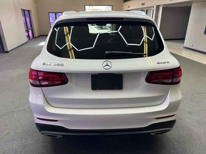 Mercedes-Benz GLC-Class GLC300 4MATIC 2017