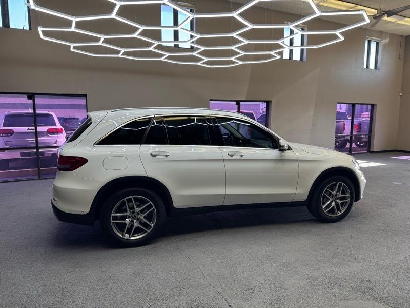 Mercedes-Benz GLC-Class GLC300 4MATIC 2017