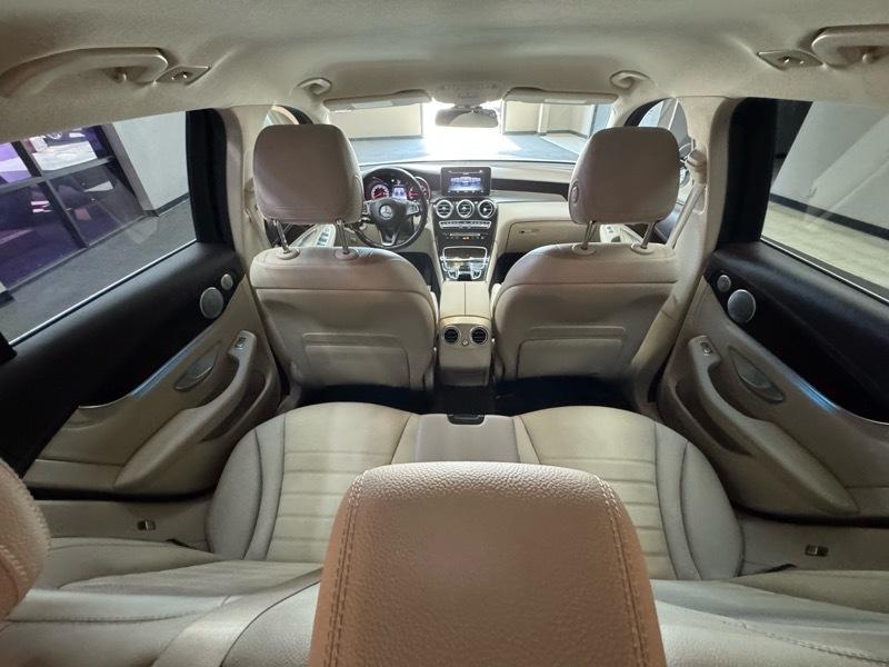 Mercedes-Benz GLC-Class GLC300 4MATIC 2017